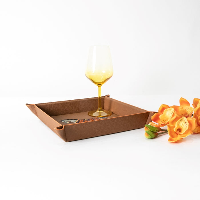 VALET TRAY SQUARE WITH EMBROIDERY HORSE 26CM (202042186)